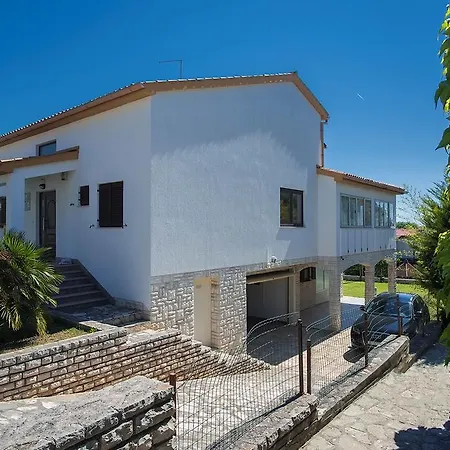 House Lorena Premantura