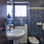 House Lorena Vikendica